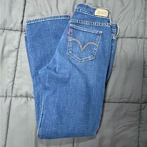 Women Levi 505 Straight Leg Jean